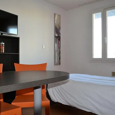 Hotel apartamentowy Sainte-marthe