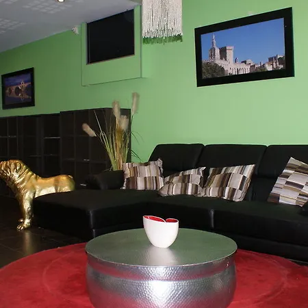 Hotel apartamentowy Sainte-marthe 2*
