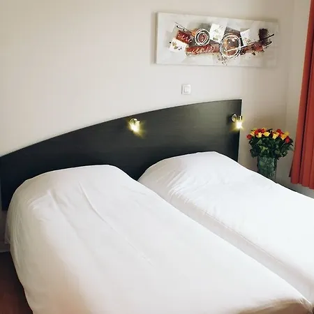 Hotel apartamentowy Sainte-marthe 2*