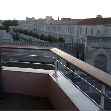 Hotel apartamentowy Sainte-marthe Awinion